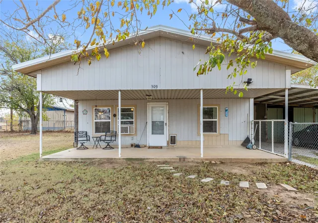 Homes for sale in Bangs, TX | 309 Goodwin, Bangs, TX 76823 | MLS# 21128824