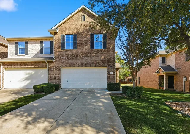 Photo 1 of Townhouse for sale at 2917 Saint Andrews Dr, Lewisville, TX 75067 | MLS# 21130643 | Listing updated on 2026-07-22