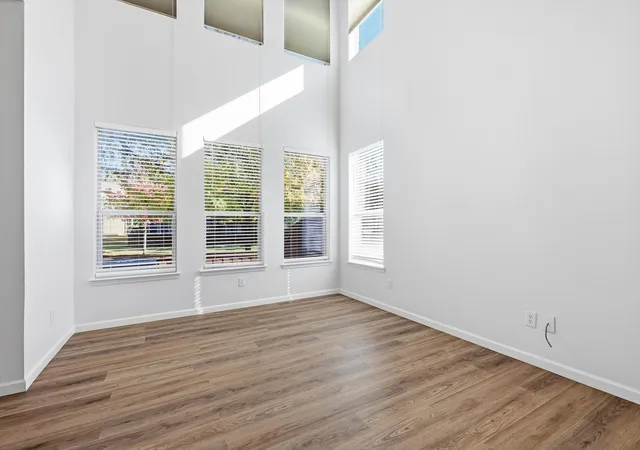 Photo 2 of Townhouse for sale at 2917 Saint Andrews Dr, Lewisville, TX 75067 | MLS# 21130643 | Listing updated on 2026-07-22