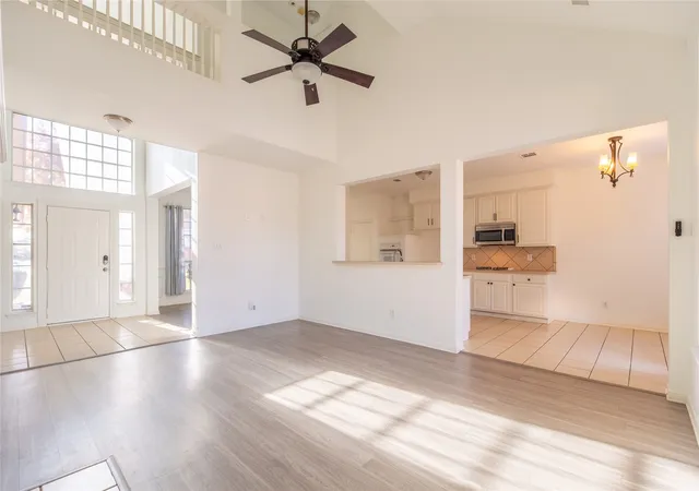 3rd image of 7914 Albany Dr, Rowlett, TX 75089 | MLS# 21131156