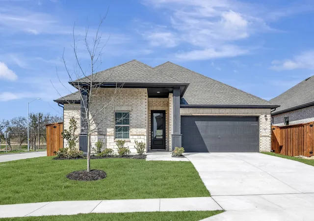 Photo 1 of Sale Pending at 172 Summer Rain Way, Newark, TX 76071 | MLS# 21131203 | Listing updated on 2026-08-31