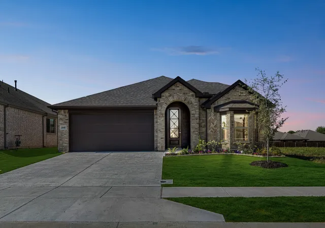 Photo 2 of Sale Pending at 1040 Nighthawk Trl, Alvarado, TX 76009 | MLS# 21125805 | Listing updated on 2026-09-17