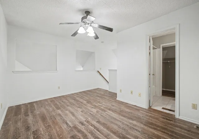 Homes for sale in Dallas, TX | 9827 Walnut St, Dallas, TX 75243