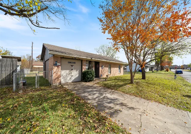Homes for sale in Seagoville, TX | 710 Catherine Ln, Seagoville, TX 75159 | MLS# 21131811