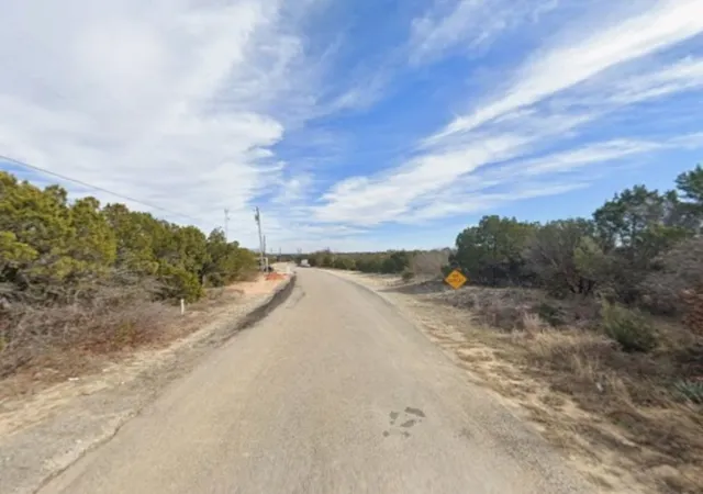 Photo 3 of Sale Pending at 1416 Ridgeview Cir, Granbury, TX 76048 | MLS# 21132127 | Listing updated on 2026-10-05