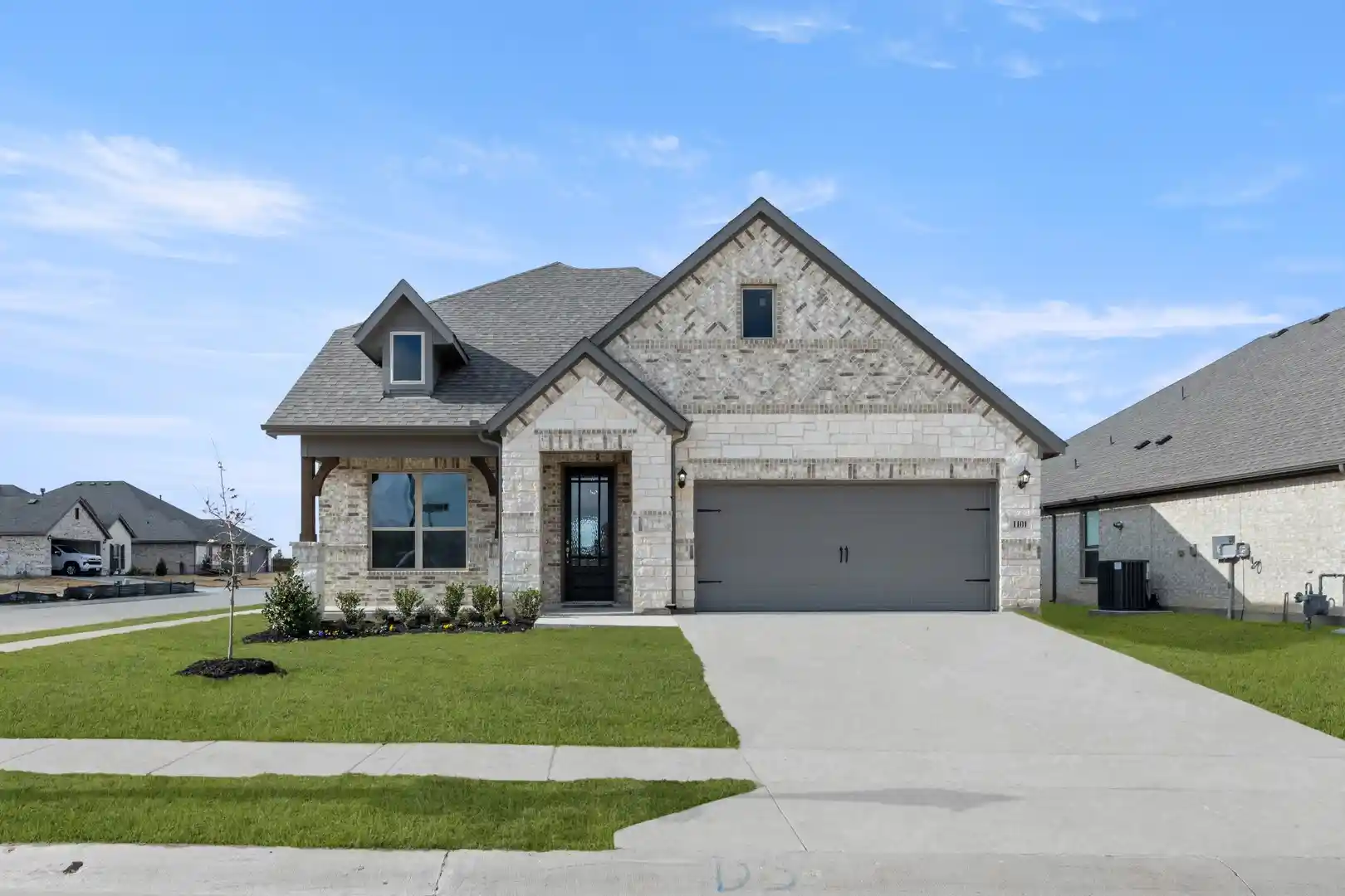 Photo 1 of Single family home for sale at 1101 Worthington Dr, Justin, TX 76247 | MLS# 21132180 | Listing updated on 2026-10-29