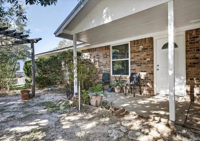 Photo 4 of Single family home for sale at 1706 Hitching Post Rd, Granbury, TX 76049 | MLS# 21131002 | Listing updated on 2026-08-04