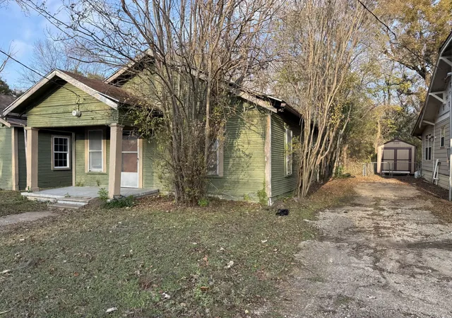 Photo 2 of Single family home for sale at 505 N 5th St, Corsicana, TX 75110 | MLS# 21131483 | Listing updated on 2026-08-19