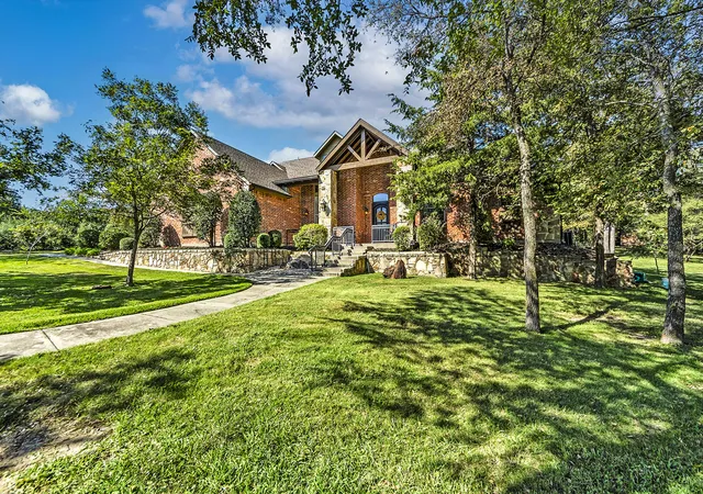 Photo 3 of Sale Pending at 1900 Oak View Ct, Aubrey, TX 76227 | MLS# 21132434 | Listing updated on 2026-08-03