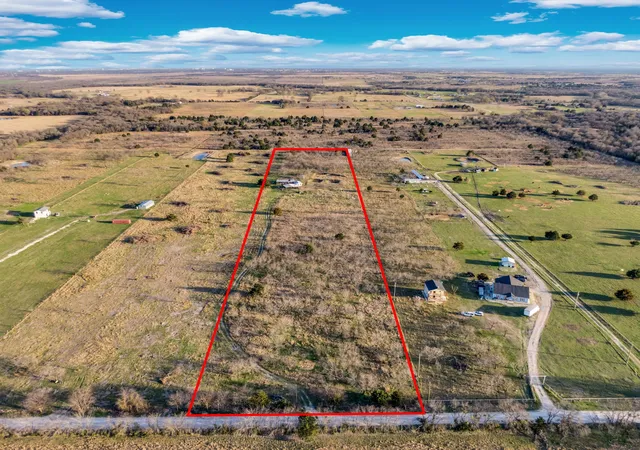 Photo 1 of Land for sale at 3175 County Road 1110, Corsicana, TX 75110 | MLS# 21132216 | Listing updated on 2026-08-19