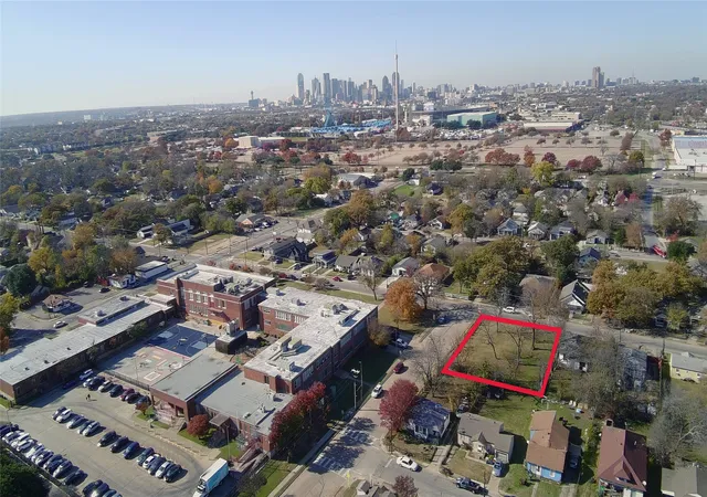 Photo 1 of Land for sale at 4302 Metropolitan Ave, Dallas, TX 75210 | MLS# 21132726 | Listing updated on 2026-08-26