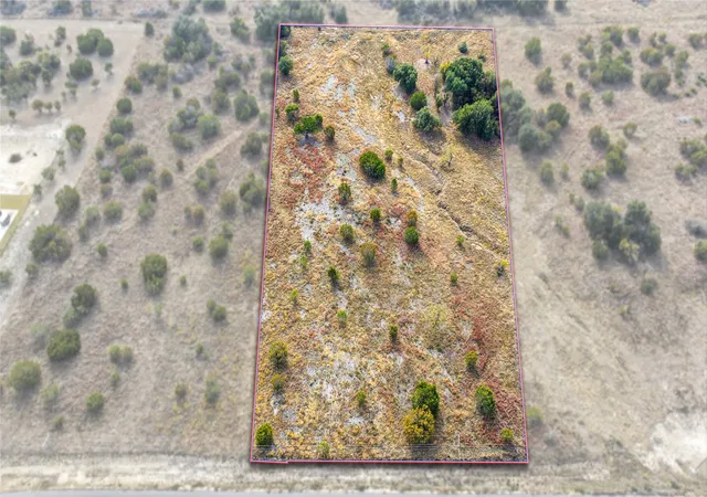 Homes for sale in Lipan, TX | 124 Gilmore Ct, Lipan, TX 76462 | MLS# 21132767