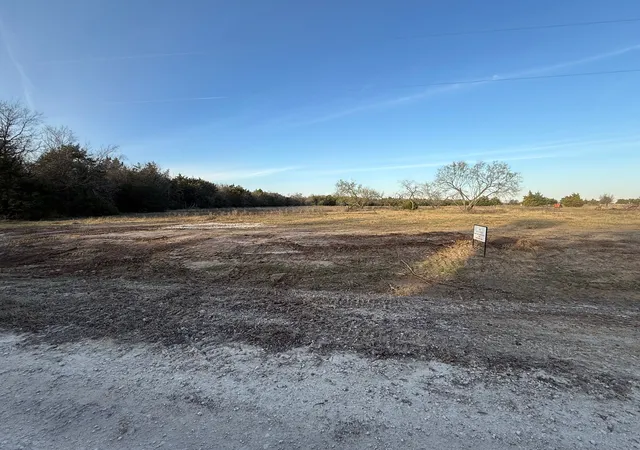 Photo 1 of Land for sale at Tbd Limestone Cty Rd 240, Mexia, TX 76667 | MLS# 21133037 | Listing updated on 2026-09-21