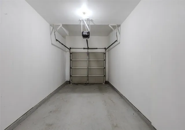 Listing Photo 4 - Condo for sale in building located at 2601 Preston Rd, Plano, TX 75093 - Unit #3102