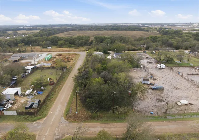 Photo 3 of Land for sale at 107 Frostdale Dr, Elm Mott, TX 76640 | MLS# 21133275 | Listing updated on 2026-07-14