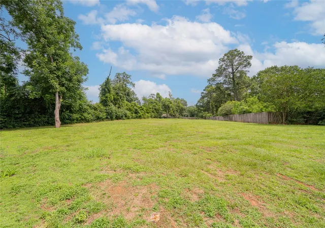 Homes for sale in Hughes Springs, TX | 812 E 1st, Hughes Springs, TX 75656 | MLS# 21133748