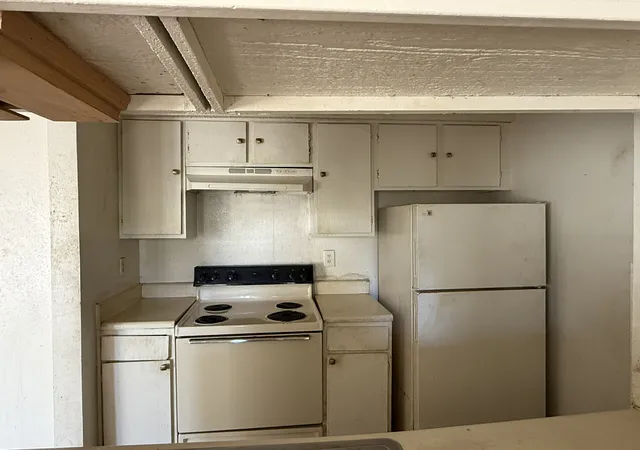 Photo 4 of Condo for sale at 6050 Melody Ln #318, Dallas, TX 75231 | MLS# 21133492 | Listing updated on 2026-09-23
