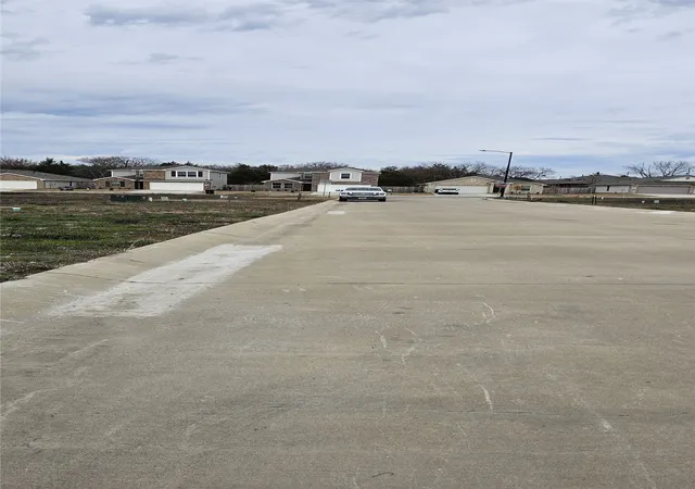Photo 3 of Sale Pending at 101 Hesed St, Greenville, TX 75402 | MLS# 21134252 | Listing updated on 2026-08-04