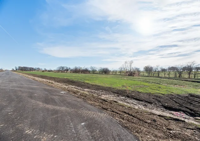 Photo 3 of Land for sale at Tba Bois D'arc Ln, Ponder, TX 76259 | MLS# 21133844 | Listing updated on 2026-08-28
