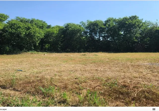 1st image of 3218 Claibourne Blvd, Dallas, TX 75212 | MLS# 21134560