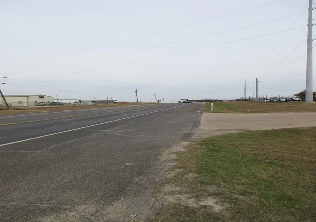 Homes for sale in Marlin, TX | 00 N Hwy Business 6 Hwy N, Marlin, TX 76661 | MLS# 21133421