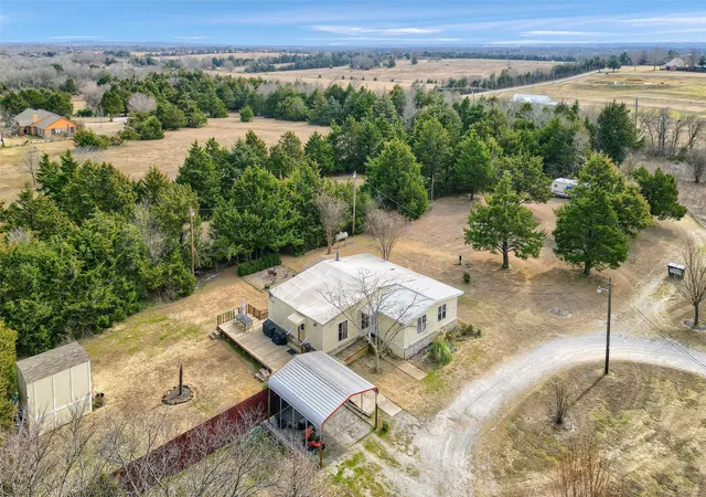 Homes for sale in Pottsboro, TX | 2447 Cemetery Rd, Pottsboro, TX 75076 | MLS# 21133872
