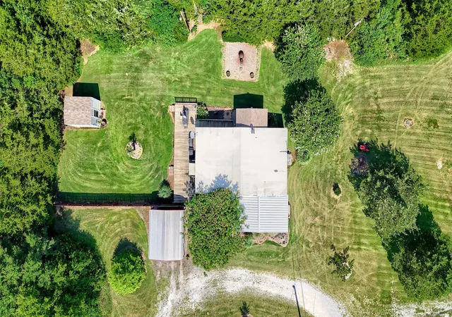 Photo 3 of Single family home for sale at 2447 Cemetery Rd, Pottsboro, TX 75076 | MLS# 21133872 | Listing updated on 2026-07-18