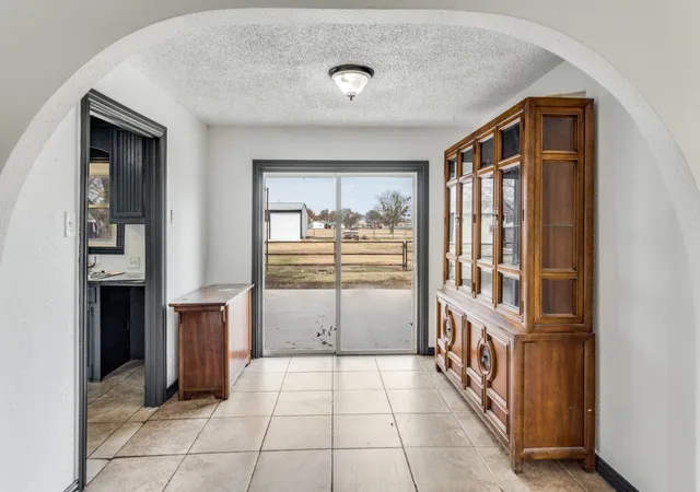 Photo 4 of Sale Pending at 817 Stella Mae Dr, Burleson, TX 76028 | MLS# 21133977 | Listing updated on 2026-07-20