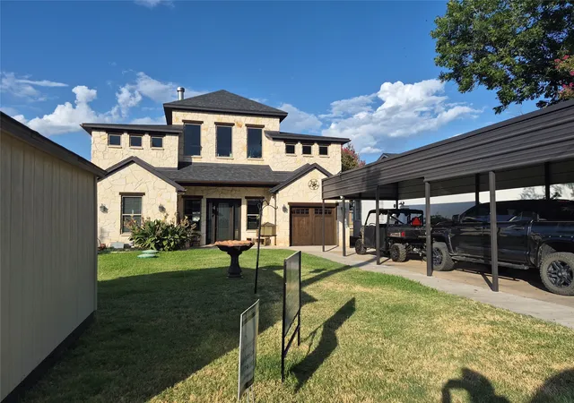 Photo 2 of Single family home for sale at 3415 Mariana Ct, Granbury, TX 76048 | MLS# 21135034 | Listing updated on 2026-08-25