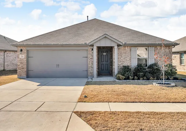 Photo 1 of Sale Pending at 2310 Bellewood Ct, Crandall, TX 75114 | MLS# 21133618 | Listing updated on 2026-08-21