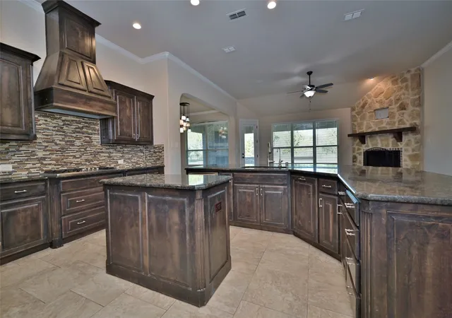 Photo 4 of Single family home for sale at 4095 Bridgecreek Dr, Rockwall, TX 75032 | MLS# 21135358 | Listing updated on 2026-07-23