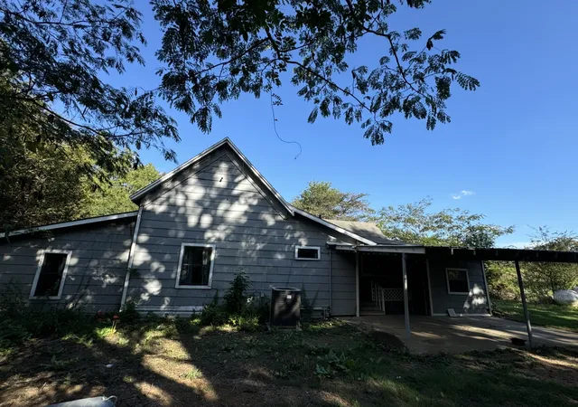 Photo 2 of Single family home for sale at 137 Cr 2362, Bagwell, TX 75412 | MLS# 21135926 | Listing updated on 2026-08-23