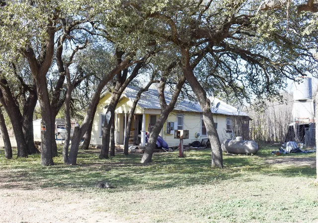 Homes for sale in Rochelle, TX | 5605 Front St, Rochelle, TX 76872 | MLS# 21136115