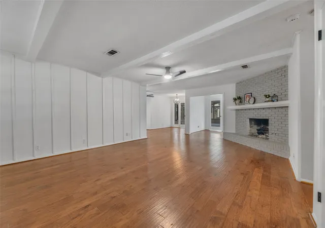 Photo 4 of Sale Pending at 204 Juniper St, Mansfield, TX 76063 | MLS# 21133088 | Listing updated on 2026-07-27