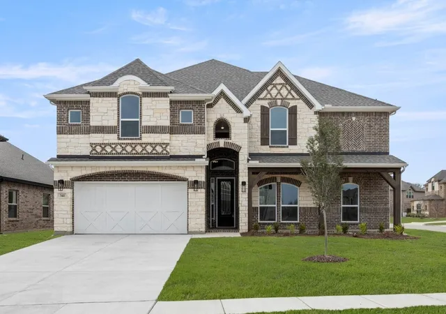 Photo 4 of Single family home for sale at 341 Loretta Ln, Burleson, TX 76028 | MLS# 21136196 | Listing updated on 2026-09-29