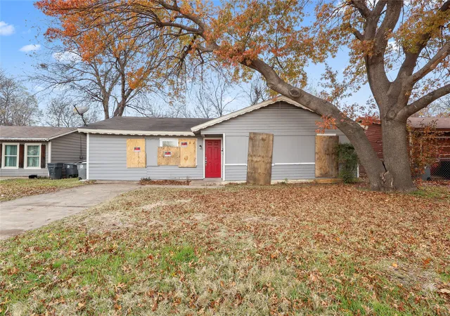 Photo 1 of Single family home for sale at 725 Emberwood Dr, Dallas, TX 75232 | MLS# 21129173 | Listing updated on 2026-10-04