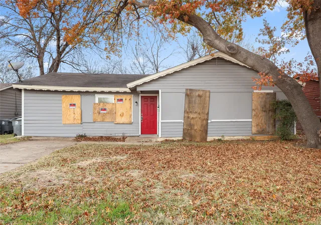Photo 2 of Single family home for sale at 725 Emberwood Dr, Dallas, TX 75232 | MLS# 21129173 | Listing updated on 2026-10-04