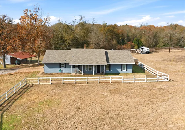 Homes for sale in Athens, TX | 12637 State Hwy 19 N, Athens, TX 75752 | MLS# 21136586
