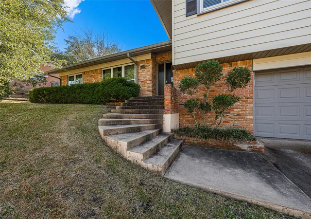 Homes for sale in Waco, TX | 6316 Summit Rdg, Waco, TX 76710 | MLS# 21135637