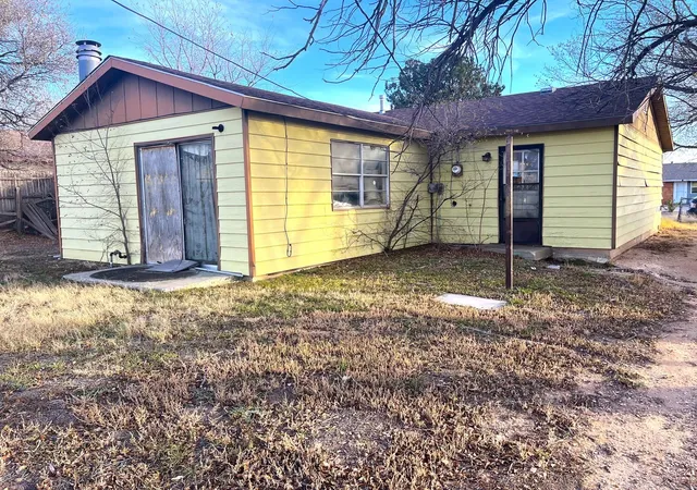 Photo 1 of Sale Pending at 1225 Pecan St, Amarillo, TX 79107 | MLS# 21137065 | Listing updated on 2026-08-04