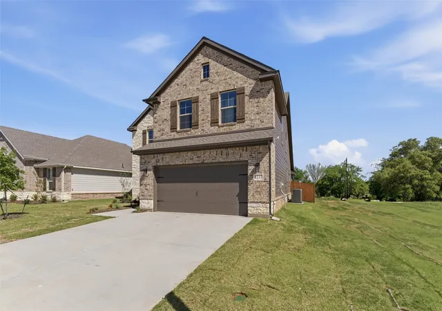 Homes for sale in Springtown, TX | 1237 Sabine River Ln, Springtown, TX 76082 | MLS# 21137364