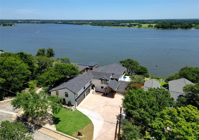 Photo 1 of Single family home for sale at 1719 Anaconda Trl, Granbury, TX 76048 | MLS# 21125083 | Listing updated on 2026-08-24