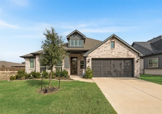 Photo 2 of Single family home for sale at 2010 Dundalk Ln, Forney, TX 75126 | MLS# 21137376 | Listing updated on 2026-07-19