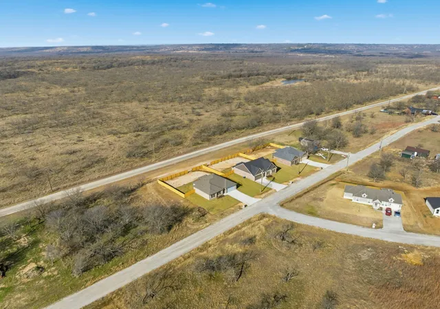 Homes for sale in Bridgeport, TX | 502 Cumberland Trl, Bridgeport, TX 76458 | MLS# 21130065