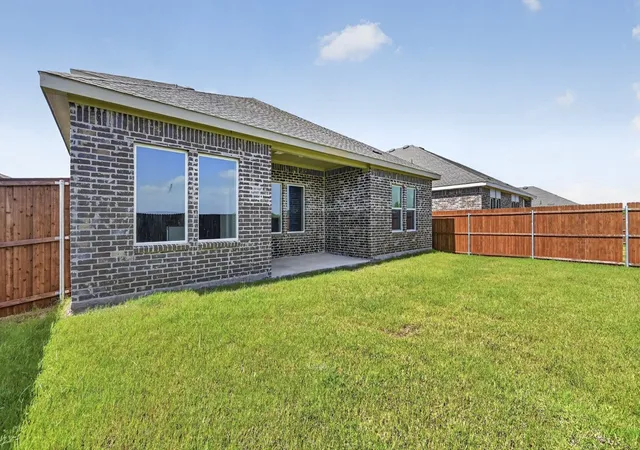 Homes for sale in Sanger, TX | 4607 Enclave Dr, Sanger, TX 76266 | MLS# 21137775