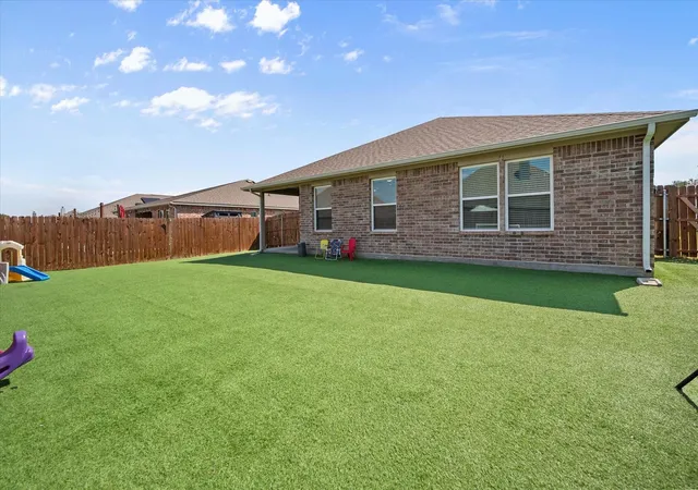 Homes for sale in Springtown, TX | 909 Avagail Ave, Springtown, TX 76082 | MLS# 21136467