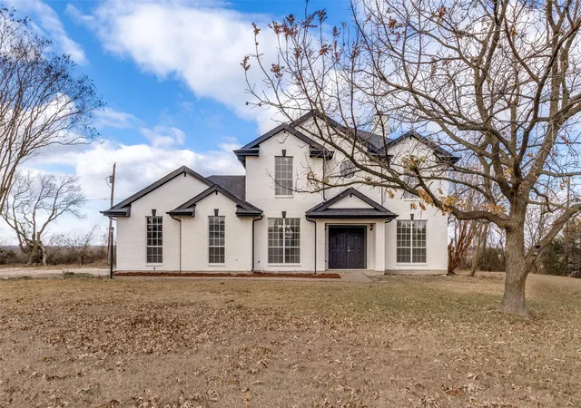Photo 1 of Sale Pending at 471 Meadowview Cir, Van Alstyne, TX 75495 | MLS# 21138131 | Listing updated on 2026-07-10