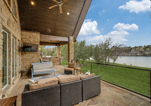 Homes for sale in Strawn, TX | 7033 W Hells Gate Dr, Strawn, TX 76475 | MLS# 21135010