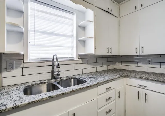 Photo 2 of Single family home for sale at 6007 Colorado St, Greenville, TX 75402 | MLS# 21138590 | Listing updated on 2026-08-20