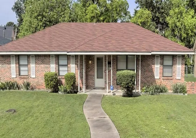 Photo 1 of Single family home for sale at 6815 Racine Dr, Dallas, TX 75232 | MLS# 21138869 | Listing updated on 2026-09-24